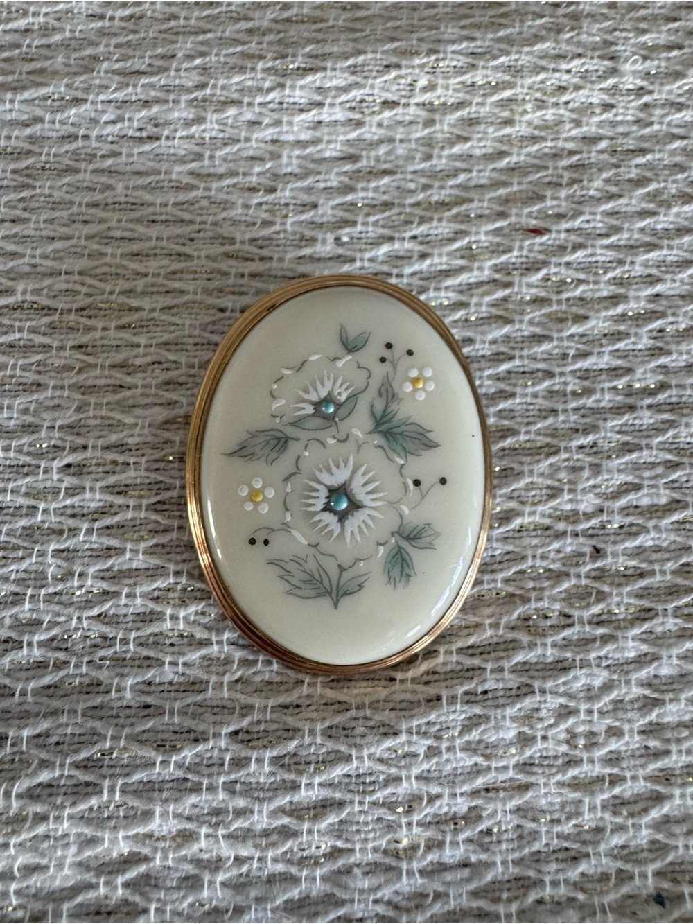 Vtg Lenox Porcelain  Windsong  flower cameo brooch /  Pendant 14k Gold Filled
